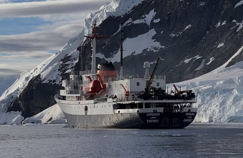 El crucero Ushuaia y el absurdo internacional flotante