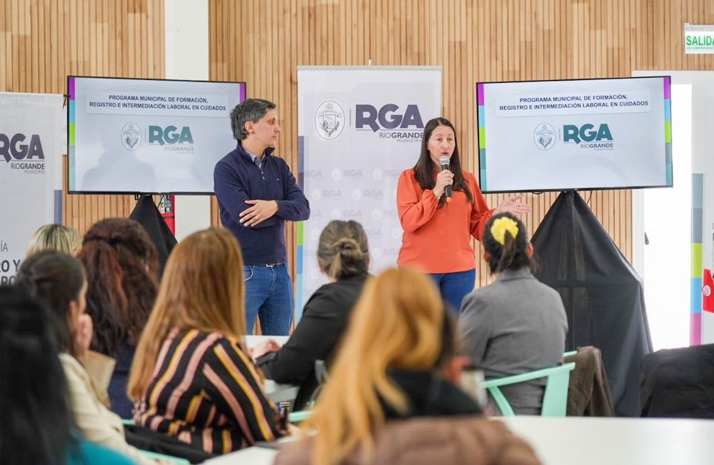 Río Grande impulsa la formación laboral de cuidadores